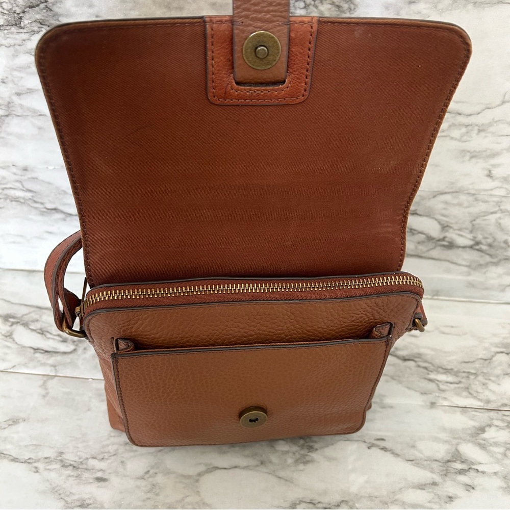 Fossil | Kinley pebbled Leather Crossbody Bag adjustable strap flap top - Picture 7 of 12
